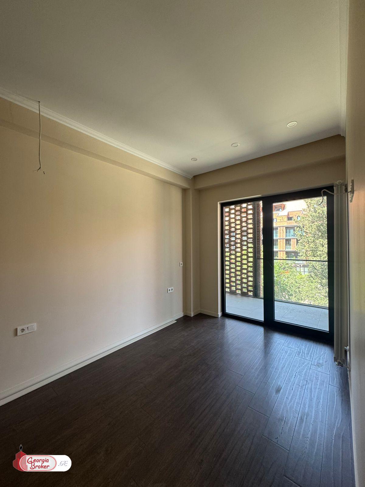 იყიდება ახალი გარემონტებული 2 ოთახიანი ბინა